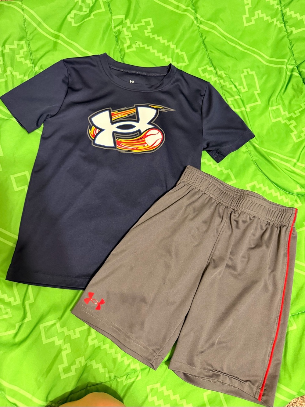 Boys Under Armour Set